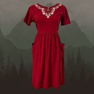 Red White Stag Midi Cottage Core Floral Boho Indie Embroidered Dress W / Pockets